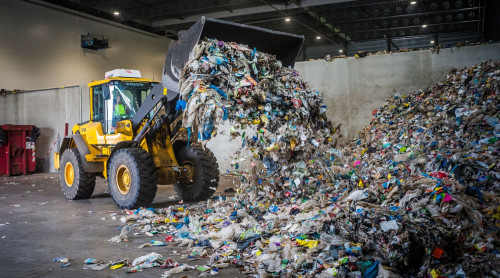 Shovel lost plastic in hal