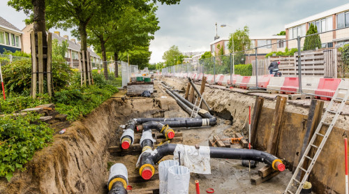 Foto van de aanleg van het warmtnet in de Gildenweg in Gorinchem