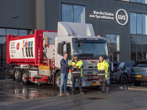Sleuteloverdracht eerste elektrische inzamelvoertuig van Volvo